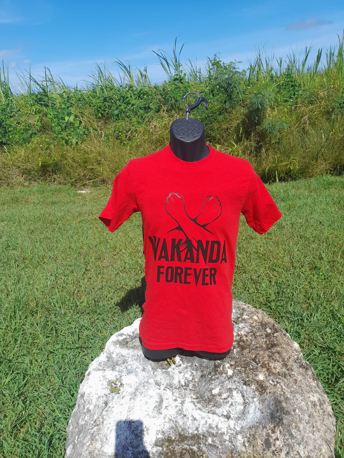 CUSTOMIZED T-SHIRT WAKANDA FOREVER